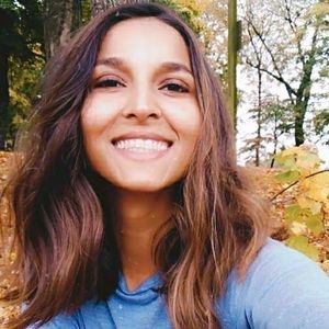 Meet your Posher, Alena